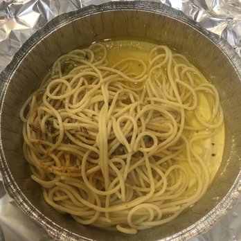 Belmont Tavern - Spaghetti with oil and garlic - Italian Near Me - Belleville, New Jersey Belmont Tavern - Spaghetti with oil and garlic - Italian Near Me - Belleville, New Jersey