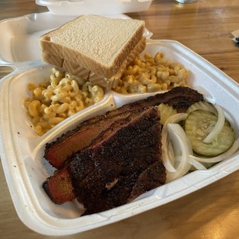 Little Miss BBQ - Sliced Brisket and mac and cheese. - Barbeque Near Me - Phoenix, Arizona Little Miss BBQ - Sliced Brisket and mac and cheese. - Barbeque Near Me - Phoenix, Arizona