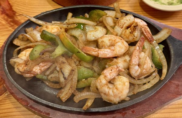 El Pollo Alegre by null