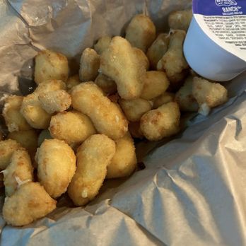 Sandy's Tavern - Cheese Curds - Pubs Near Me - Richfield, Minnesota