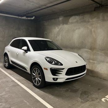 APX Auto Brokers - Porsche macan s - Car Dealers Near Me - Edmonds, Washington