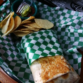 Maya - Burrito au porc effiloché - Mexican Near Me - Montreal, Quebec Maya - Burrito au porc effiloché - Mexican Near Me - Montreal, Quebec