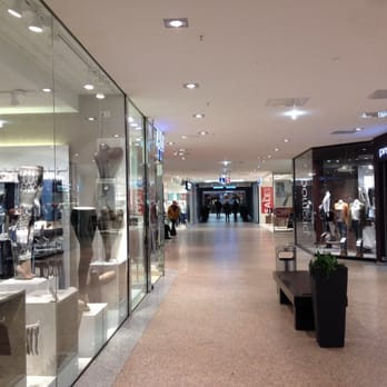 Quarree Wandsbek - Shopping Centers Near Me - Hamburg, HH Quarree Wandsbek - Shopping Centers Near Me - Hamburg, HH