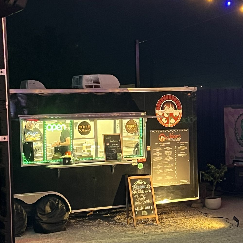 Pizza truck