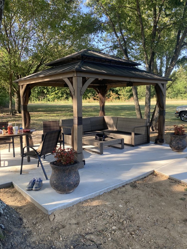 Slide of Cowboy’s Custom General Contractor