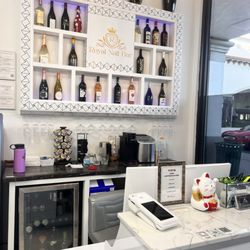 Royal Nail Bar