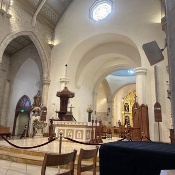 San Fernando Cathedral - Churches Near Me - San Antonio, Texas