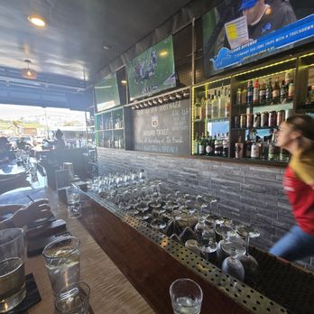 The Break - Sports Bars Near Me - Pismo Beach, California