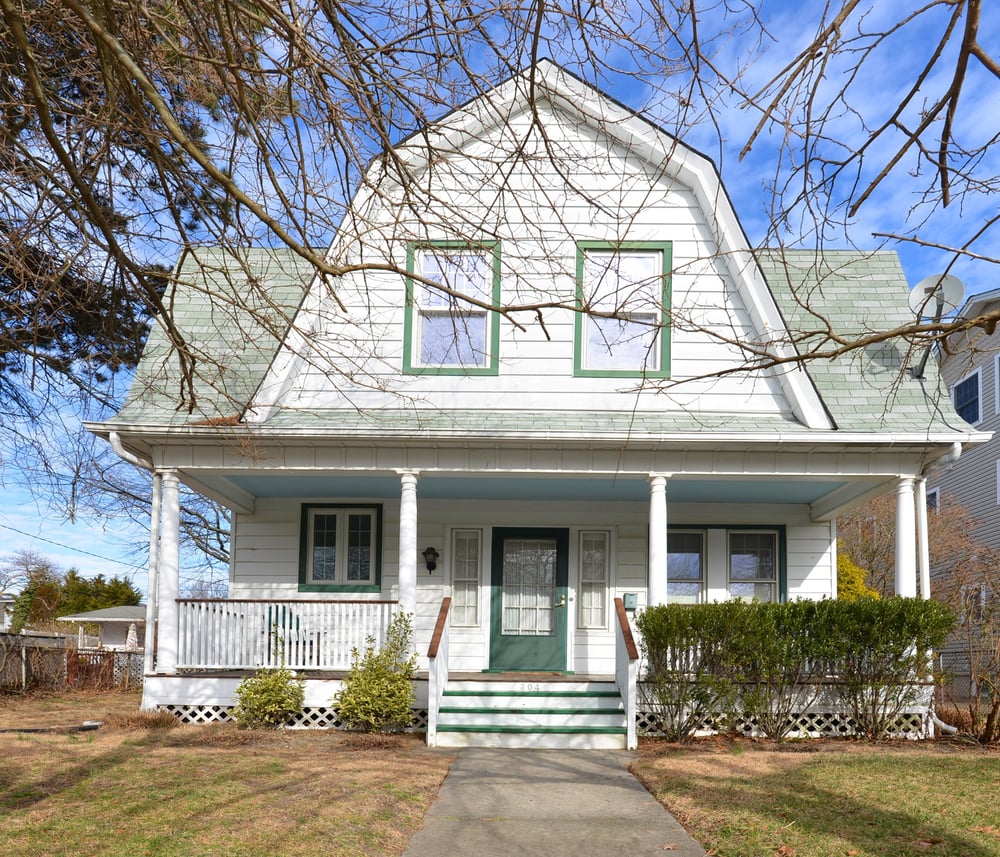 DIANE TURTON REALTORS Updated August 2024 17 Photos 500 Main St