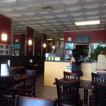 Chini's Burritos - El interior - Mexican Near Me - Coral Springs, Florida