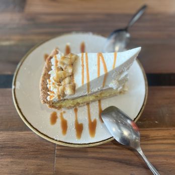 Monkeypod Kitchen - Banana cream pie - Tacos Near Me - Honolulu, Hawaii