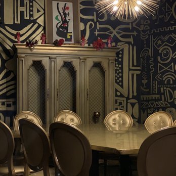 Choukouya Resto-Bar - Back gold room - African Near Me - Cleveland, Ohio