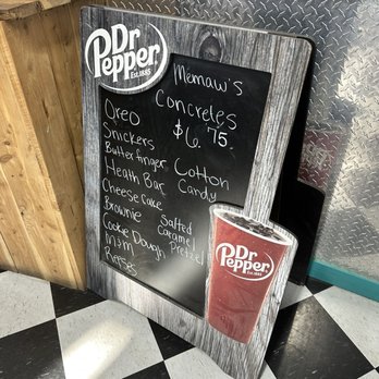 MeMaw’s Shake Shack - Burgers Near Me - Hermitage, Missouri