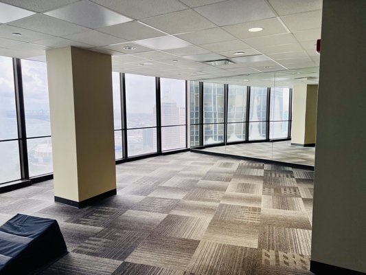 Detroit Marriott at the Renaissance Center by null