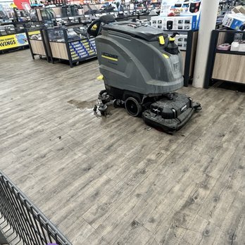Lidl - Where's the 'Wet Floor' sign? Dangerous and neglectful. - Grocery Near Me - Timonium, Maryland