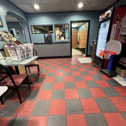 Nicholas Pizza House