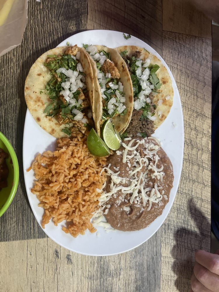 El Lobo Picante