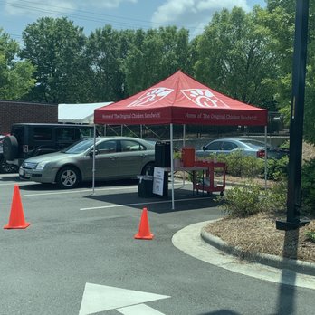Chick-fil-A - Fast Food Near Me - Cary, North Carolina