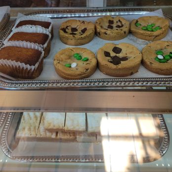 Brick & Bell Cafe - Coffee & Tea Near Me - La Jolla, California