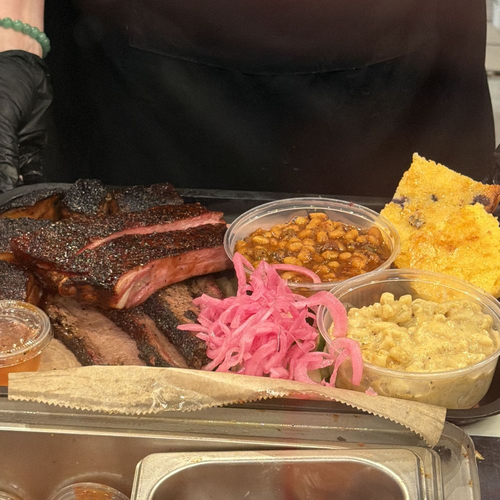 Belly Barbecue - Brisket, pork ribs, pork belly, baked beans, cornbread, blueberry cornbread - Barbeque Near Me - Folsom, California Belly Barbecue - Brisket, pork ribs, pork belly, baked beans, cornbread, blueberry cornbread - Barbeque Near Me - Folsom, California