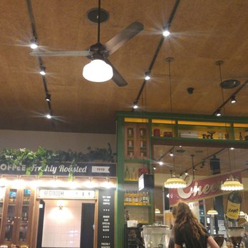 Cafe Landwer - Rutherford & Bathurst - Counter Area - Cafes Near Me - Maple, Ontario