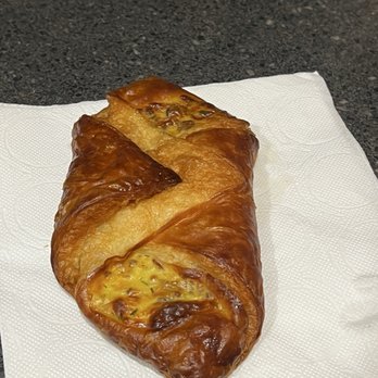 Tous Les Jours - Bacon pastry - Bakeries Near Me - Jacksonville, Florida Tous Les Jours - Bacon pastry - Bakeries Near Me - Jacksonville, Florida