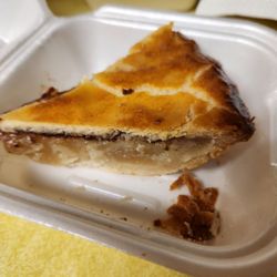 Jacquelyn's Cafe - Slice of apple pie