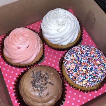 Smallcakes - Spring - Cupcakes Near Me - Spring, Texas
