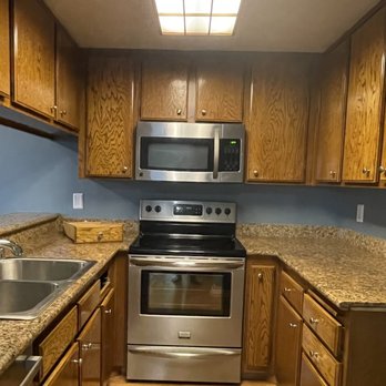 Kitchen Reface Depot - Before - Kitchen & Bath Near Me - San Jose, California