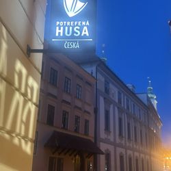 Potrefená husa - Outside