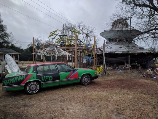 UFO Welcome Center by null