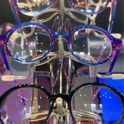 Central Eyeworks - Great selection of men's/women's frames!