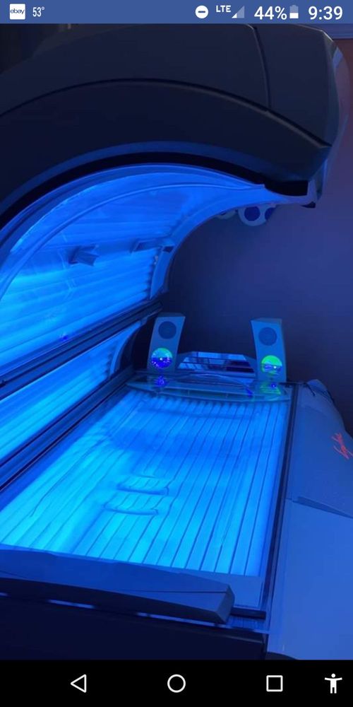 DIVA’S & BEACH BUMS TANNING SALON 5320 Bridgers Rd NW, Shallotte