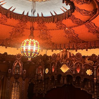 The Fox Theatre - Inside of theater - Performing Arts Near Me - Saint Louis, Missouri The Fox Theatre - Inside of theater - Performing Arts Near Me - Saint Louis, Missouri