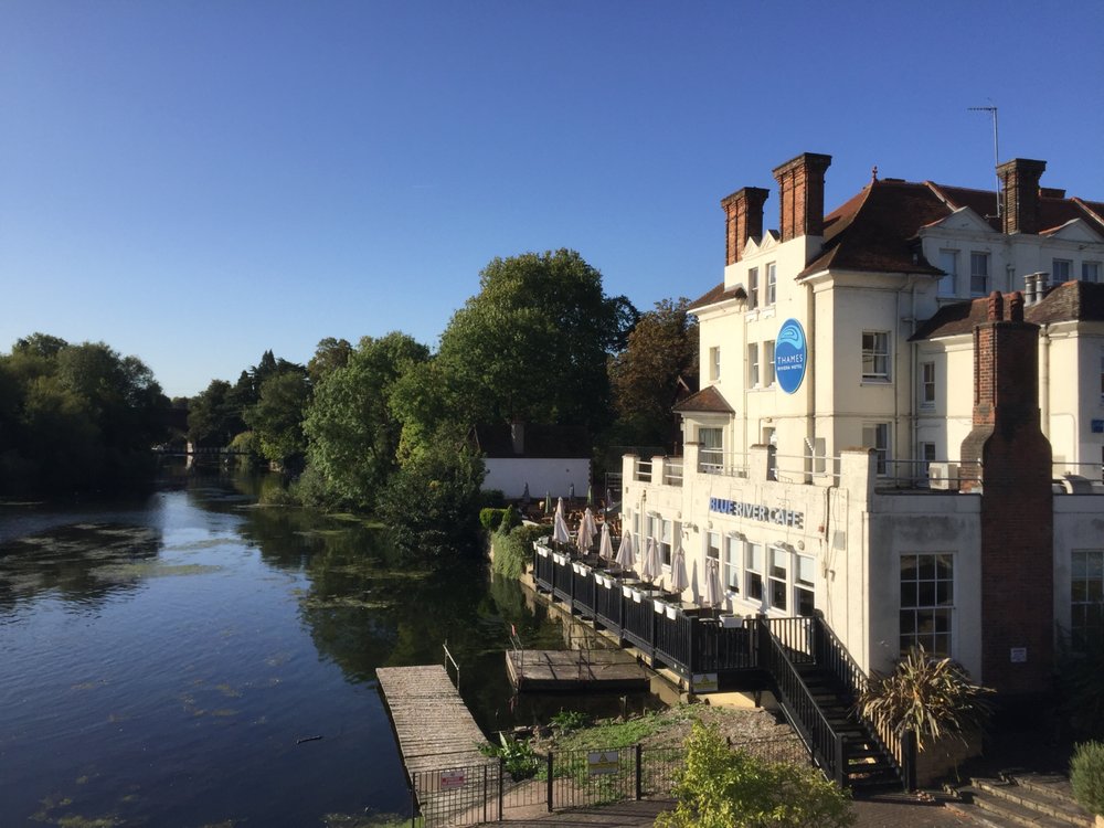 THAMES RIVIERA HOTEL & BLUE RIVER CAFE 11 Photos & 12 Reviews