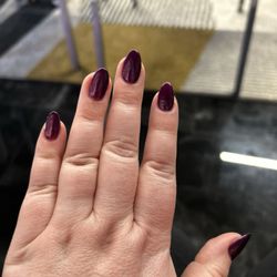 Cosmopolitan Nail Lounge - Dark purple gel x
