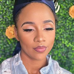 Hilenda's Alluring Makeup