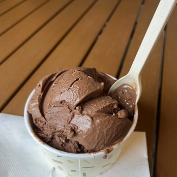 LICK - Regular vegan chocolate marshmallow - Ice Cream & Frozen Yogurt Near Me - Indianapolis, Indiana