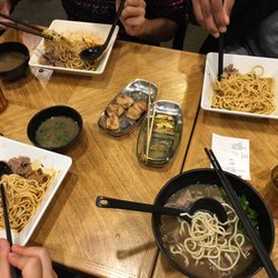 青藏牛肉麵 - Delicious food = happy tummies = happy people :)
