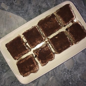 Custom Pie and Bar - Best Tiramisu!! - Pizza Near Me - Moorpark, California Custom Pie and Bar - Best Tiramisu!! - Pizza Near Me - Moorpark, California