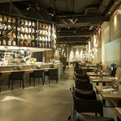 AURA 800° Grill & Bar - Im AURA Restaurant erwartet den Gast Kulinarik der Extraklasse in einem gehobenen Ambiente.