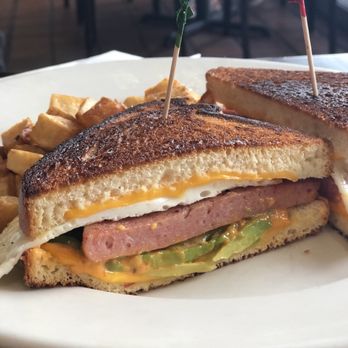 Bea Bea's - KaiLani Breakfast Sandwich - Coffee & Tea Near Me - Burbank, California