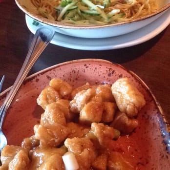 P.F. Chang's - Spicy chicken and garlic noodles - Chinese Near Me - West Des Moines, Iowa P.F. Chang's - Spicy chicken and garlic noodles - Chinese Near Me - West Des Moines, Iowa