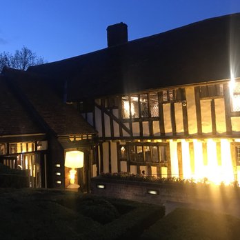 Le Talbooth - Outside the front. - French Near Me - Colchester, ESS