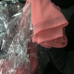 Sorry it's a bit blurry I only had my front camera to use. (Their attempt to fixing the dress) Sorry it's a bit blurry I only had my front camera to use. (Their attempt to fixing the dress)