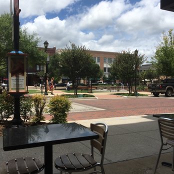 Uni Sushi - People watching - Sushi Bars Near Me - The Woodlands, Texas Uni Sushi - People watching - Sushi Bars Near Me - The Woodlands, Texas