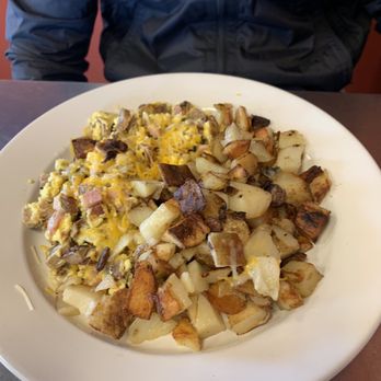 Jamie's Cafe - Cafes Near Me - Elk Grove, California