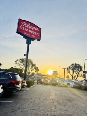 Filippi's Pizza Grotto Kearny Mesa by null