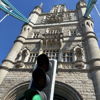 Tower Bridge - Landmarks & Historical Buildings Near Me - London, XGL Tower Bridge - Landmarks & Historical Buildings Near Me - London, XGL