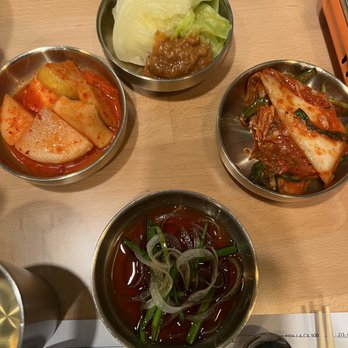 LEE GA - Banchan, side dishes, they had oyster kimchi 3 - Korean Near Me - Los Angeles, California LEE GA - Banchan, side dishes, they had oyster kimchi 3 - Korean Near Me - Los Angeles, California